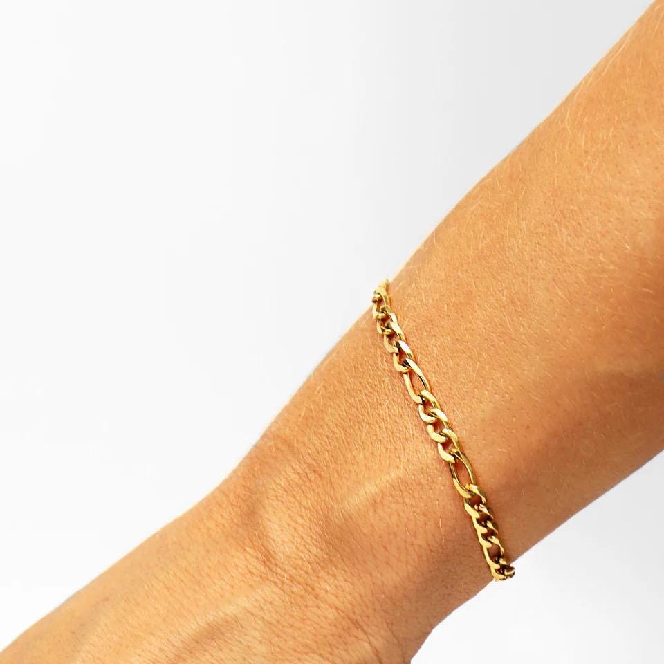 Gold Figaro Chain Bracelet, Chainlink Bracelet, Gold Jewelry, Chain Bracelet, Layering Everyday Minimalist, Charm Bracelet Chain, Adjustable