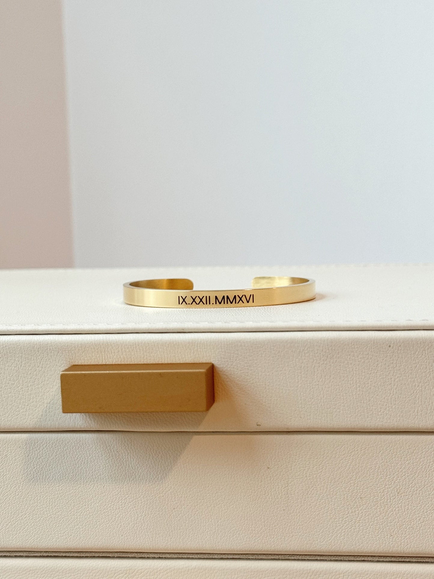 Custom Roman Numerals Bracelet, Personalized Jewelry with Date, Roman Numeral Bangle Bracelet, Anniversary Date Cuff Bracelet, Gift for Her