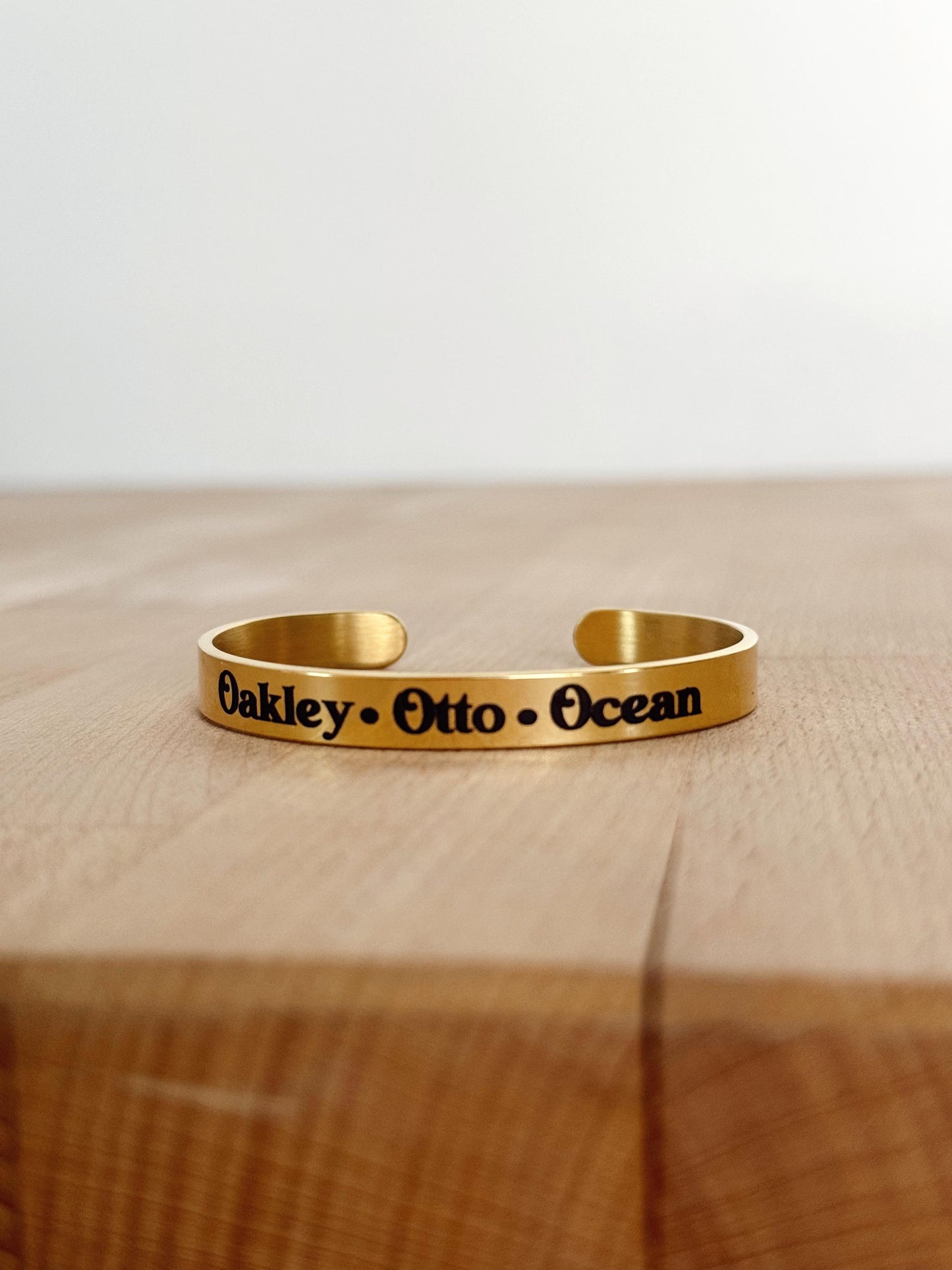 Custom Name Bracelet, Personalized Cuff Bracelet, Engraved Bracelet, Gold Bracelet, Custom Bracelets, Birthday Gift for Mom, Kids Names Gift