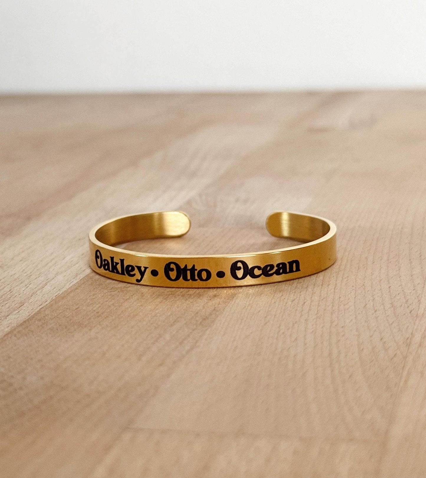 Custom Name Bracelet, Personalized Cuff Bracelet, Engraved Bracelet, Gold Bracelet, Custom Bracelets, Birthday Gift for Mom, Kids Names Gift