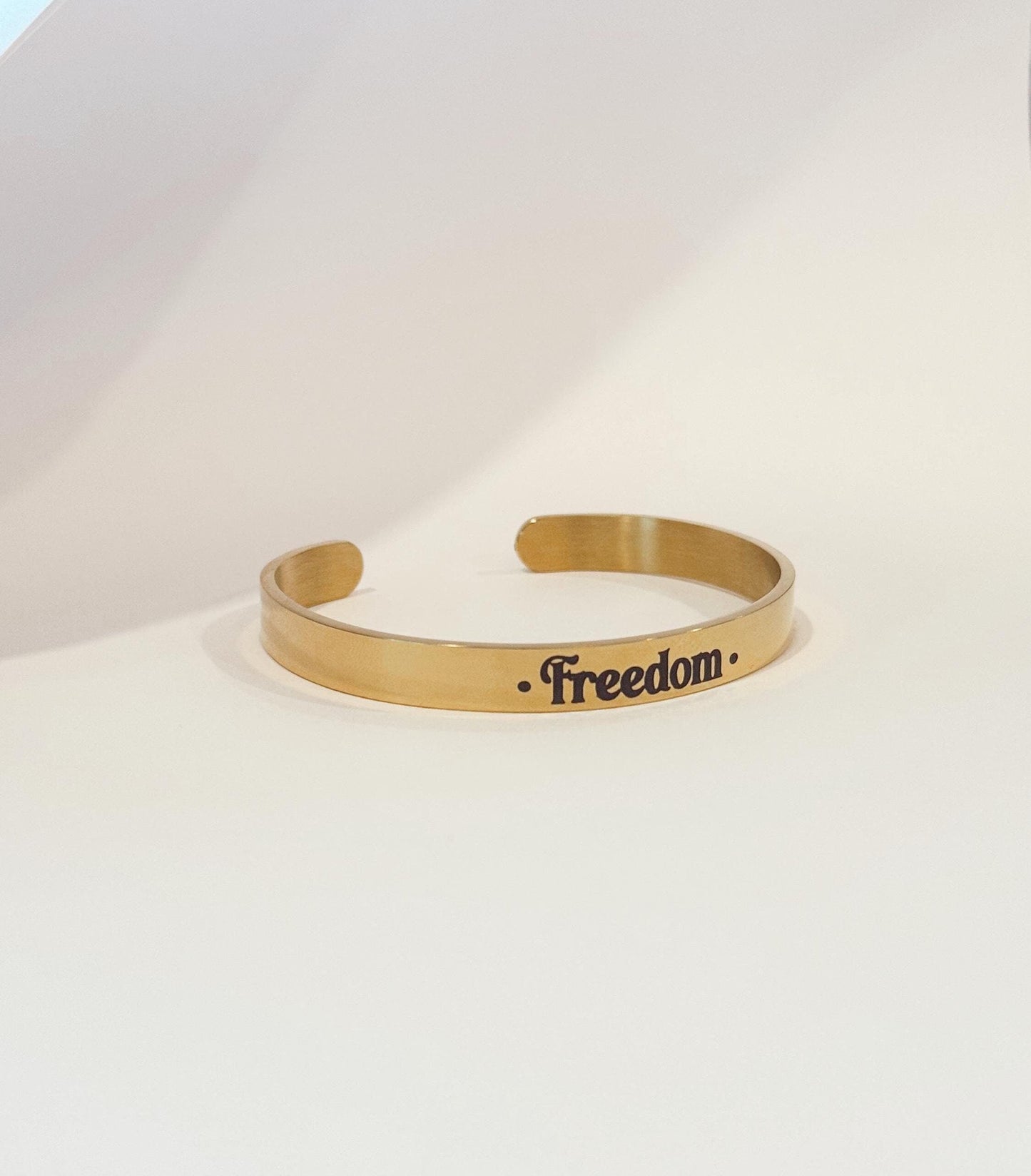 Freedom Bracelet, Gold Cuff Bracelet, United States of America, USA Jewelry, Inspirational Gift, Liberty Independence Gift, American Patriot