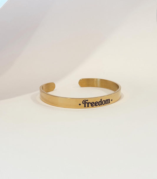 Freedom Bracelet, Gold Cuff Bracelet, United States of America, USA Jewelry, Inspirational Gift, Liberty Independence Gift, American Patriot
